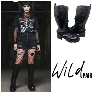 Vintage 1980's Wild Pair Sz 8.5 Maxiwax Lug Sole Buckle Combat Boots Goth Punk
